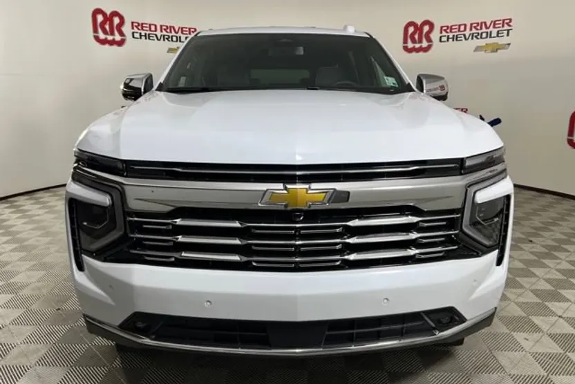 2026 Chevrolet Suburban Premier photo 1