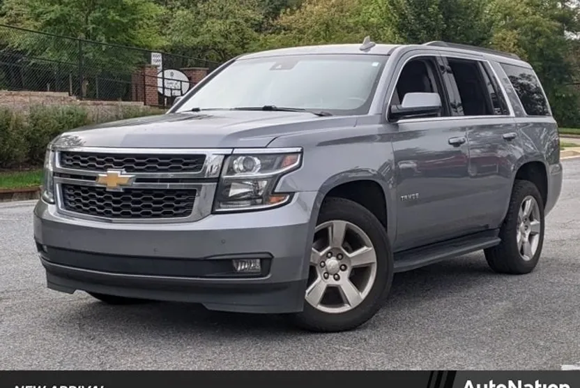 2019 Chevrolet Tahoe LT photo 1