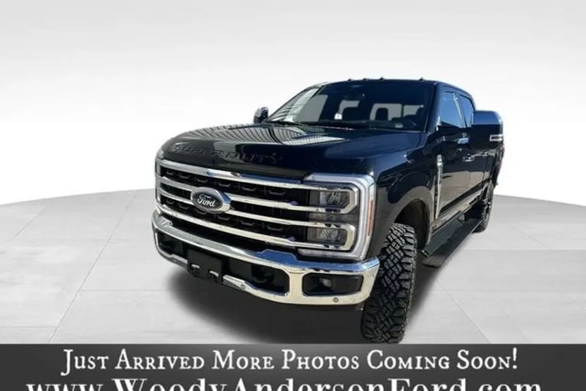 2025 Ford F-250 King Ranch photo 1