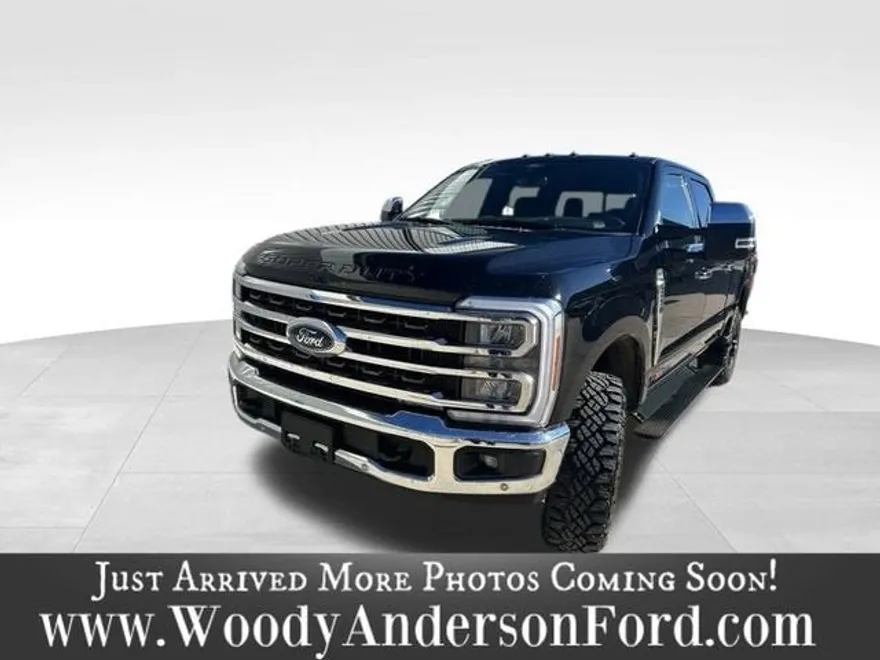 2025 Ford F-250 King Ranch photo 1