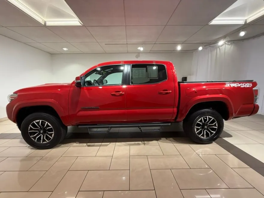 2022 Toyota Tacoma TRD Sport photo 1