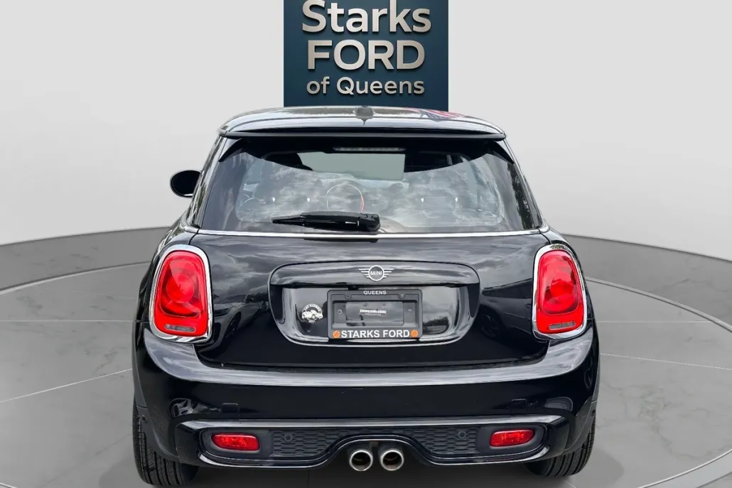 2019 Mini Cooper Hardtop S photo 1