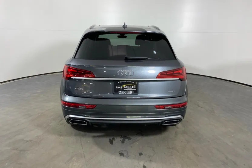 2023 Audi Q5 45 S line Premium photo 1