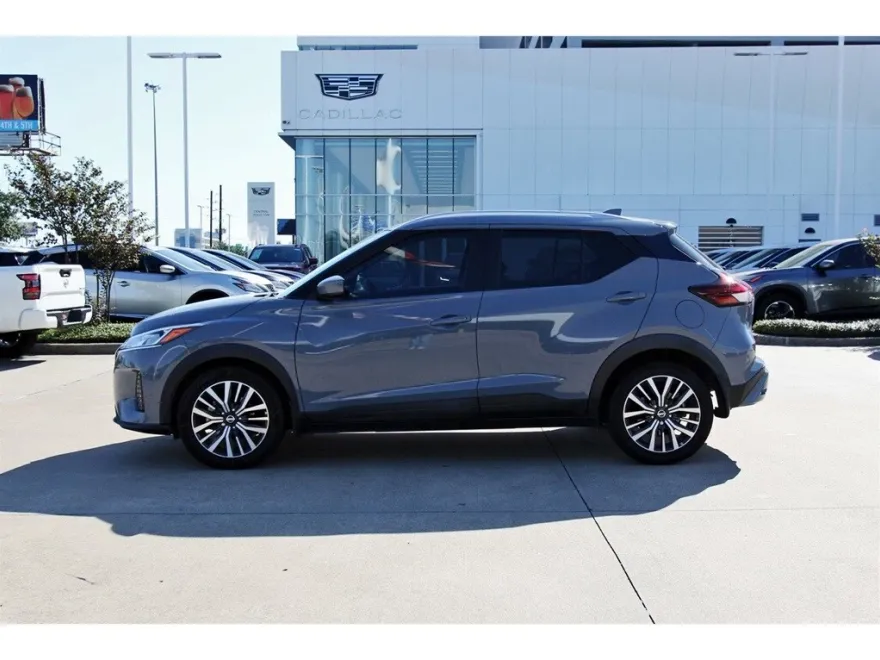 2021 Nissan Kicks SV photo 1