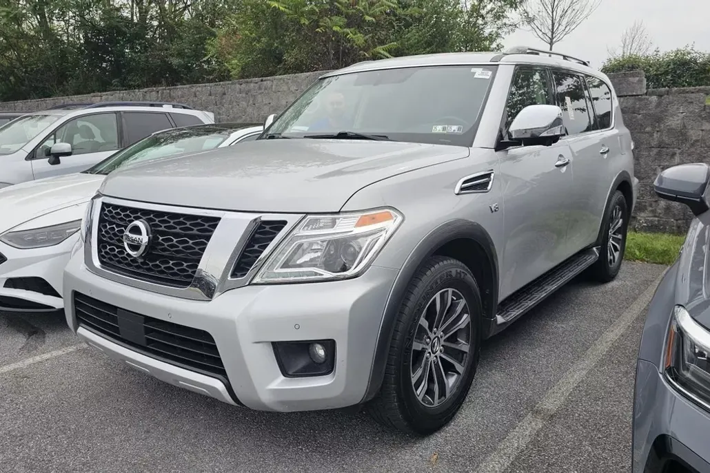 2018 Nissan Armada SL photo 1