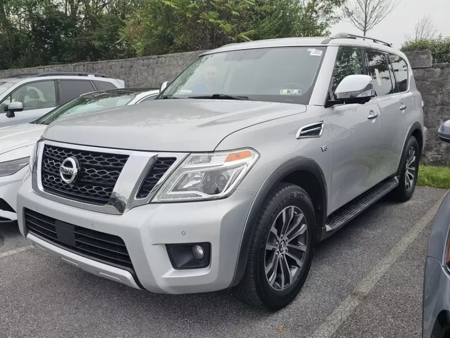 2018 Nissan Armada SL photo 1