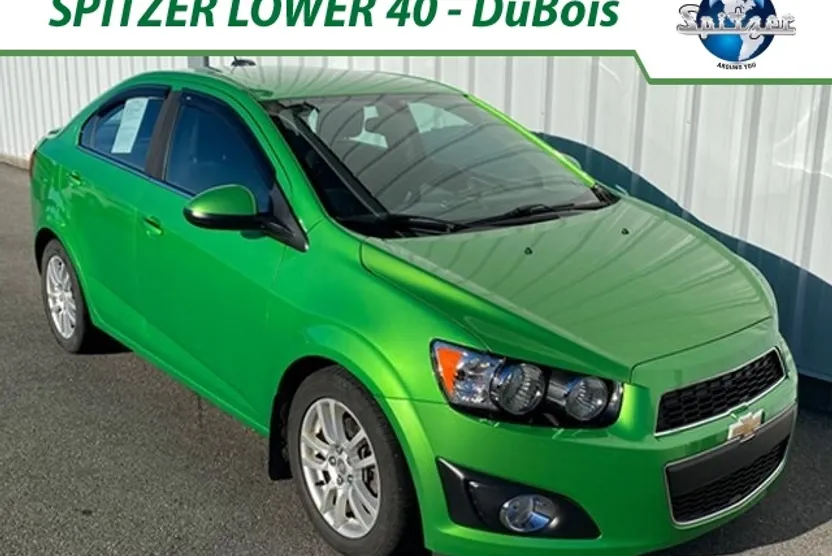 2015 Chevrolet Sonic LT photo 1