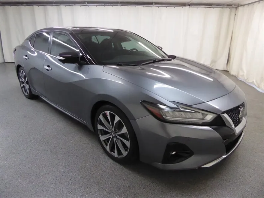 2019 Nissan Maxima Platinum photo 1