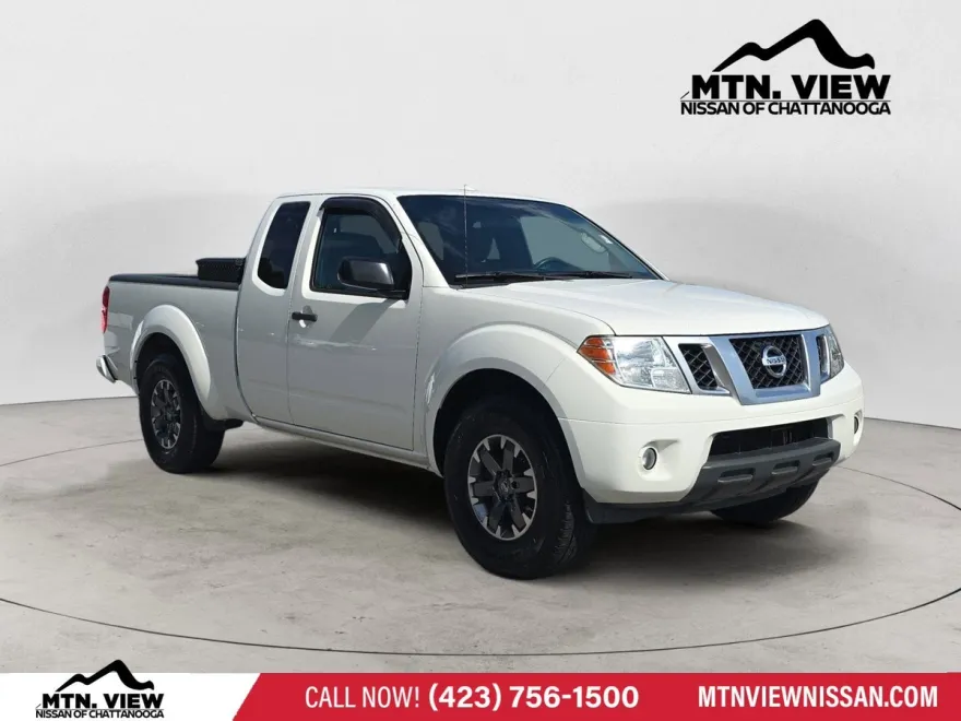 2015 Nissan Frontier Desert Runner photo 1