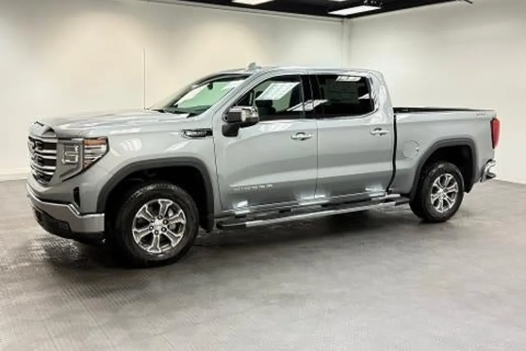 2026 Gmc Sierra 1500 SLT photo 1