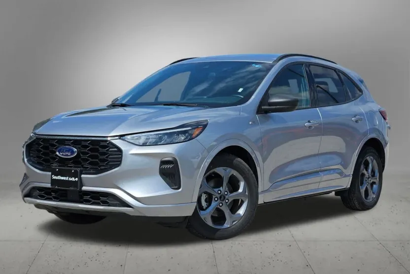 2023 Ford Escape ST-Line photo 1