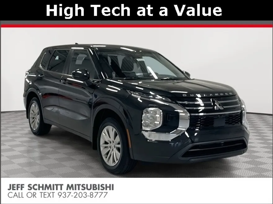 2025 Mitsubishi Outlander ES photo 1