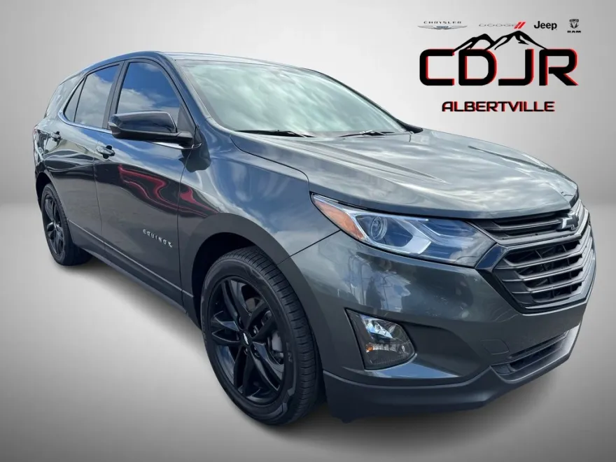 2021 Chevrolet Equinox LT photo 1