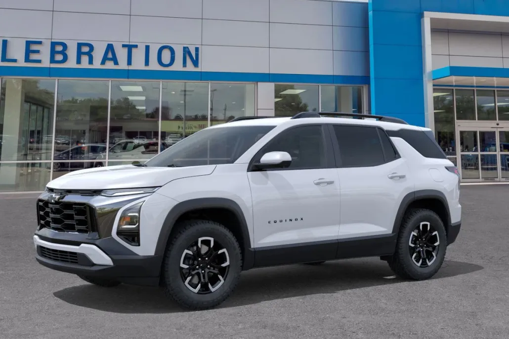 2026 Chevrolet Equinox ACTIV photo 1
