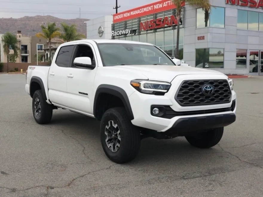 2022 Toyota Tacoma TRD Off-Road photo 1