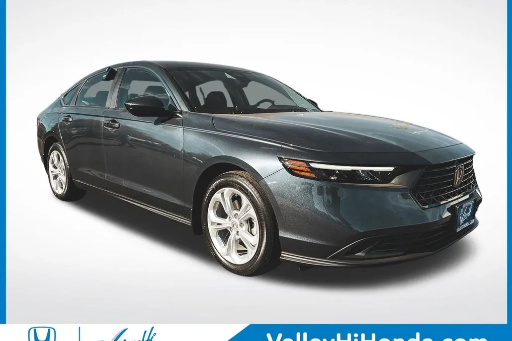 2025 Honda Accord LX photo 1