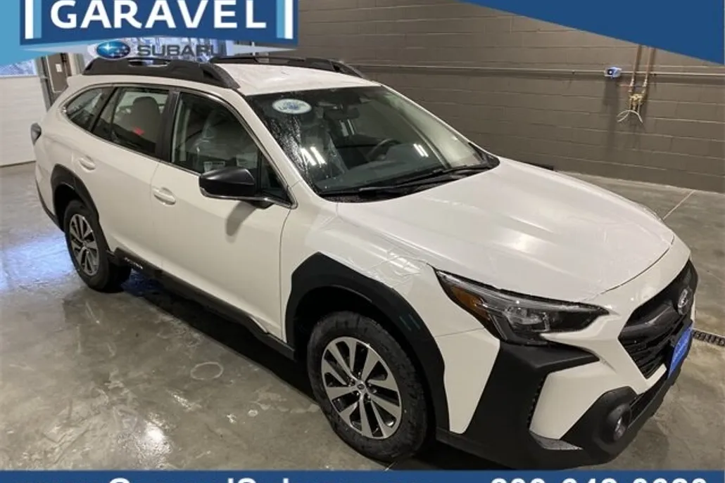 2025 Subaru Outback 2.5i photo 1