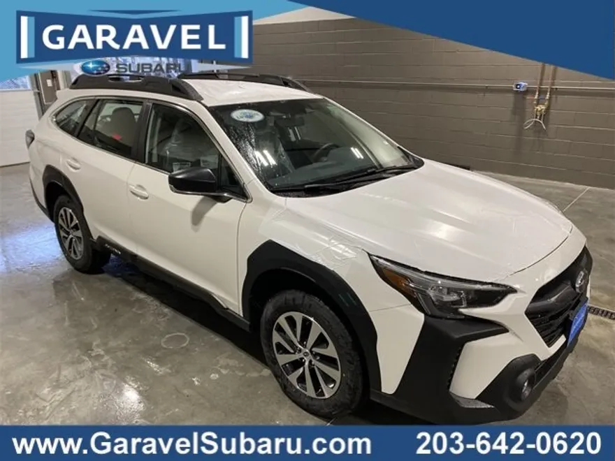 2025 Subaru Outback 2.5i photo 1