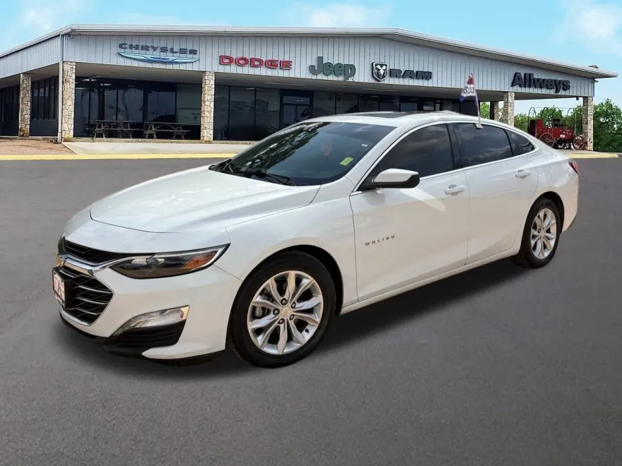 2022 Chevrolet Malibu 1LT photo 1