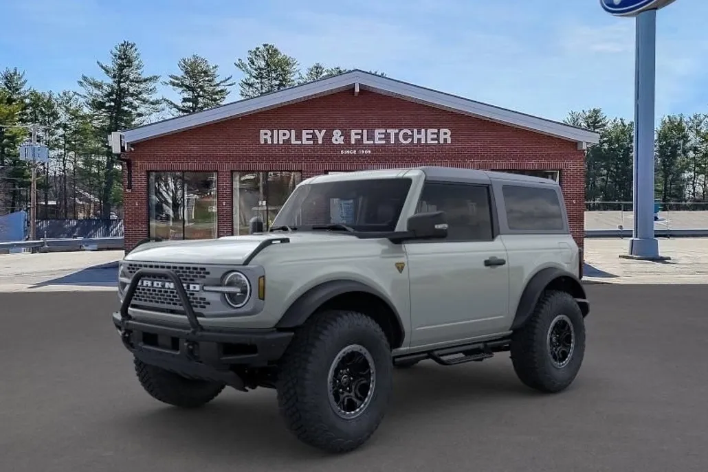 2024 Ford Bronco Badlands photo 1