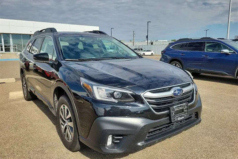 2021 Subaru Outback Premium photo 1