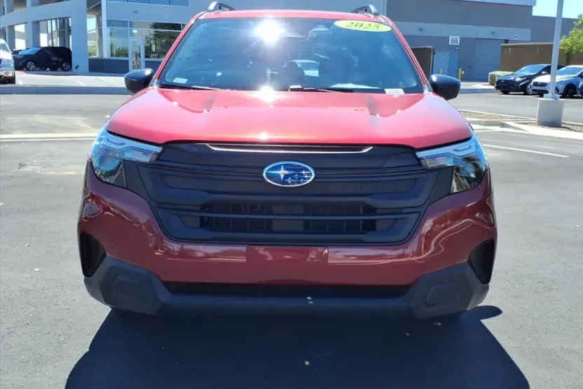 2025 Subaru Forester photo 1