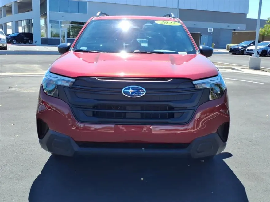 2025 Subaru Forester photo 1