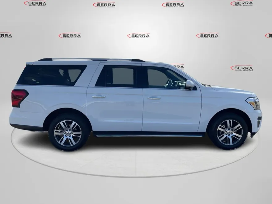 2023 Ford Expedition MAX Limited photo 1