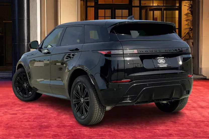2026 Land Rover Range Rover Evoque Dynamic SE photo 1