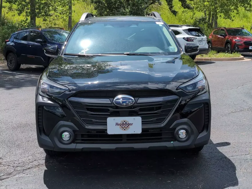 2025 Subaru Outback Premium photo 1