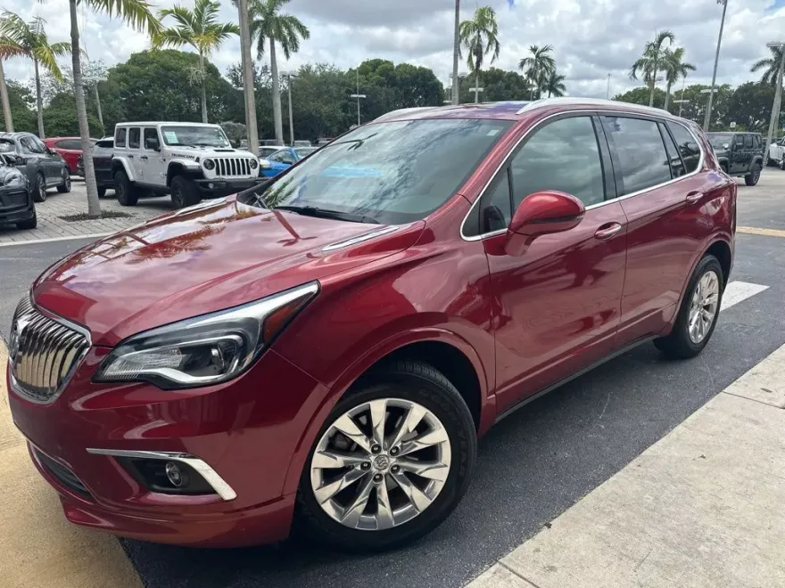2017 Buick Envision Essence photo 1