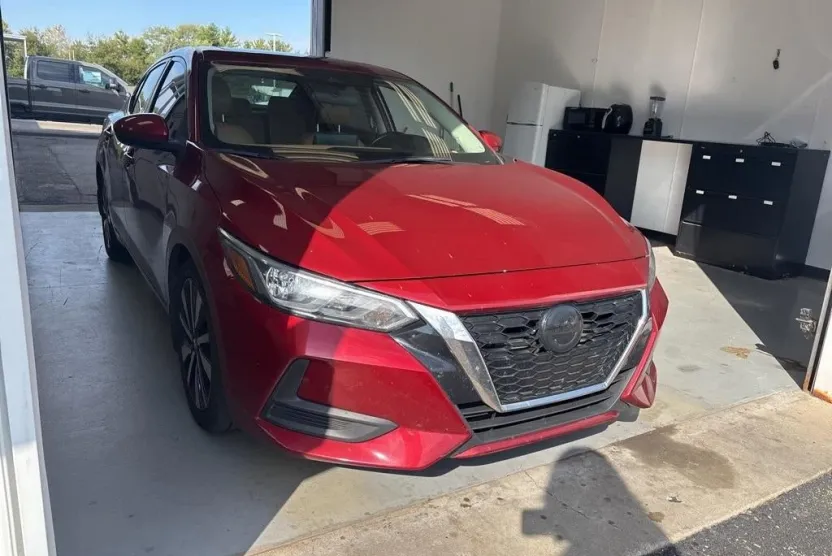 2021 Nissan Sentra SV photo 1