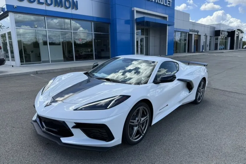 2026 Chevrolet Corvette Stingray 1LT Coupe photo 1