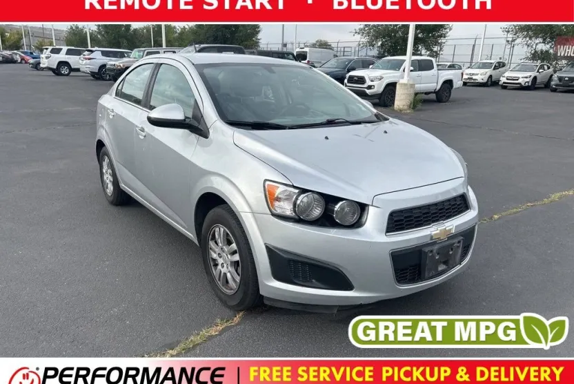 2014 Chevrolet Sonic LT photo 1