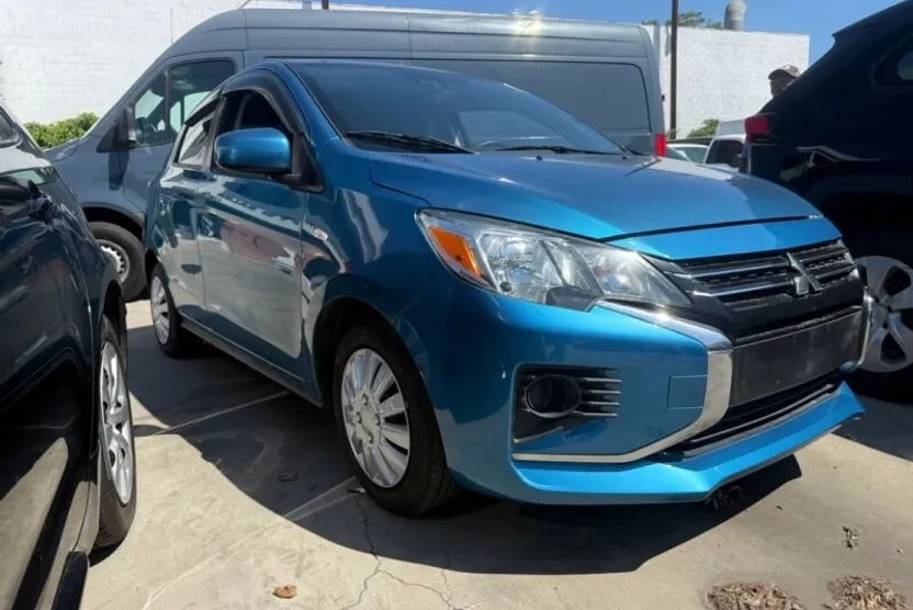 2021 Mitsubishi Mirage ES photo 1