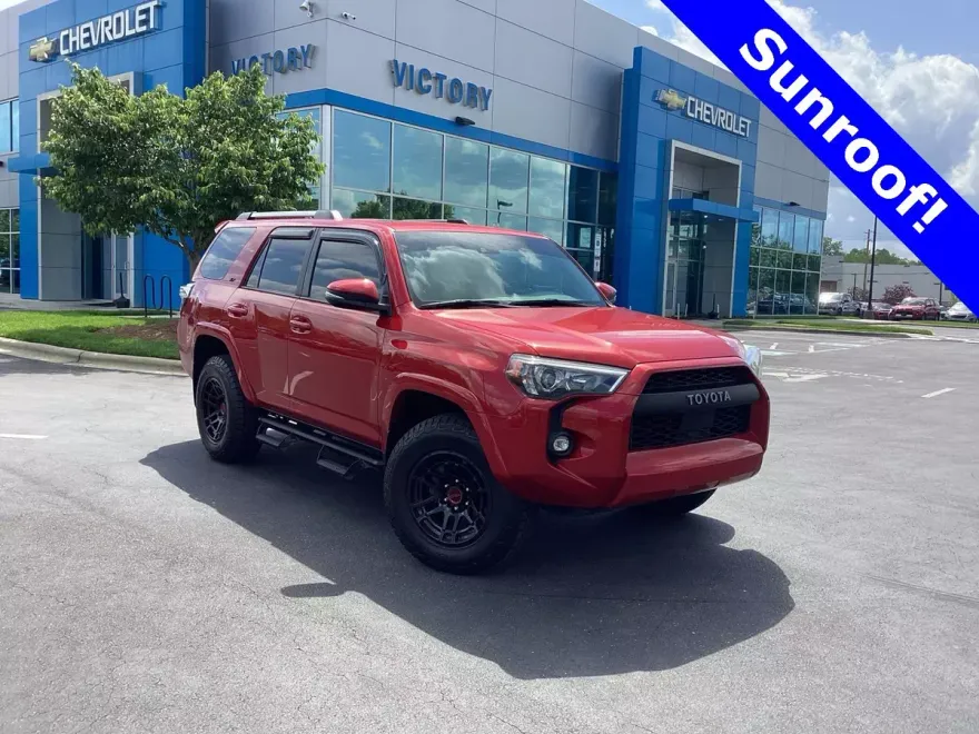 2022 Toyota 4Runner SR5 Premium photo 1