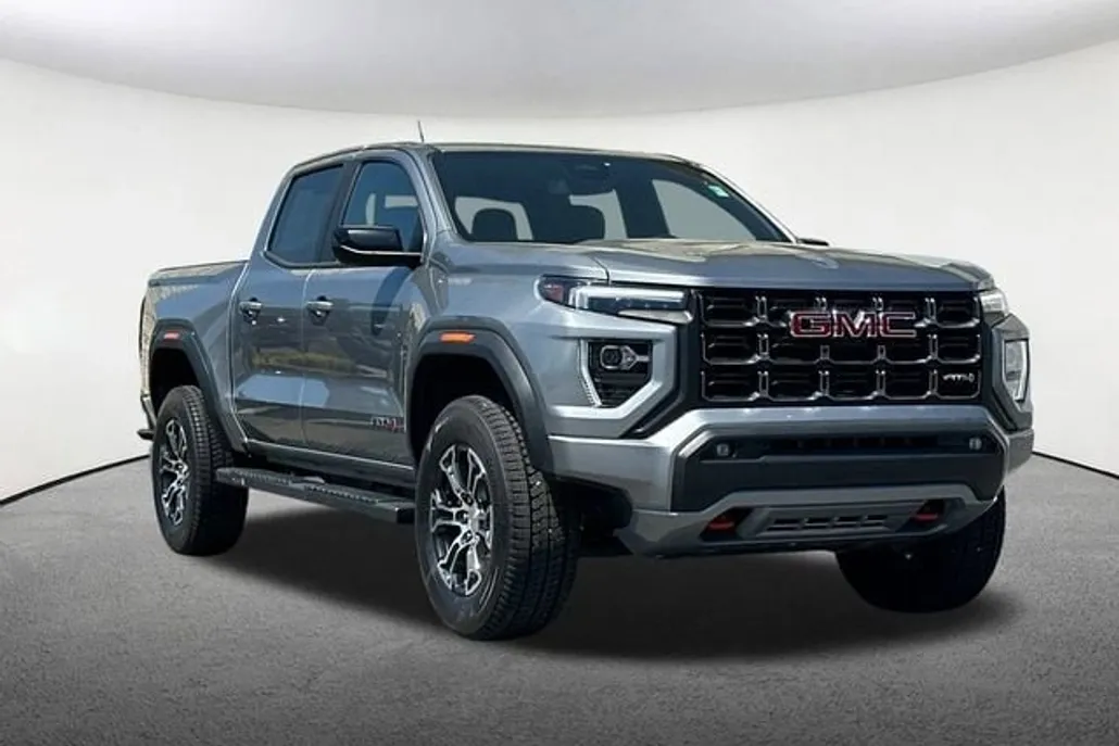 2024 Gmc Canyon AT4 photo 1