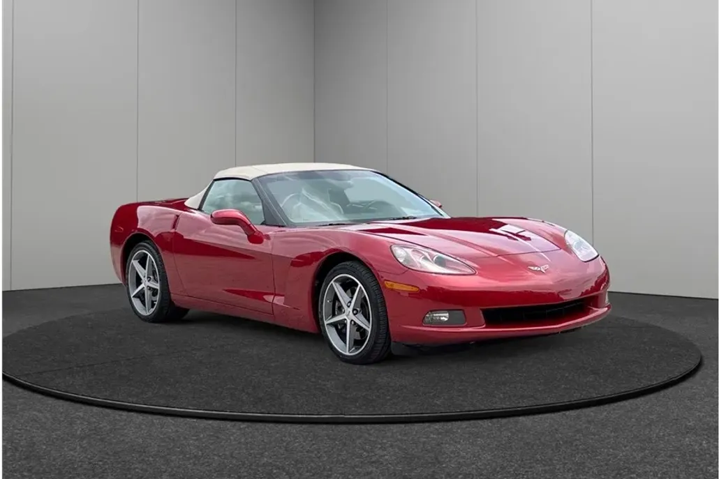 2012 Chevrolet Corvette Convertible 2LT photo 1