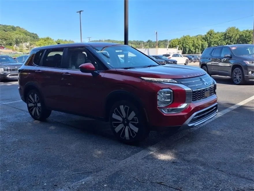 2025 Mitsubishi Outlander SE 2.5 S-AWC photo 1