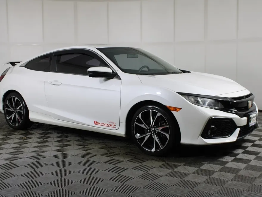 2017 Honda Civic Si photo 1