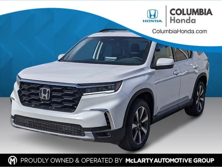 2025 Honda Pilot Touring photo 1