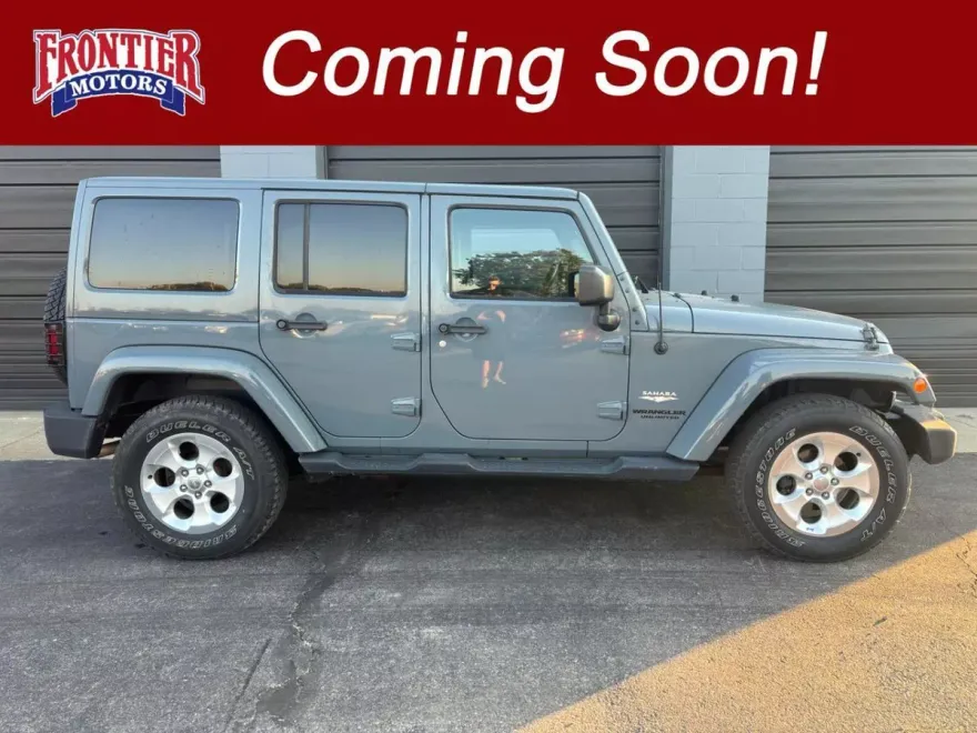 2015 Jeep Wrangler Unlimited Sahara photo 1