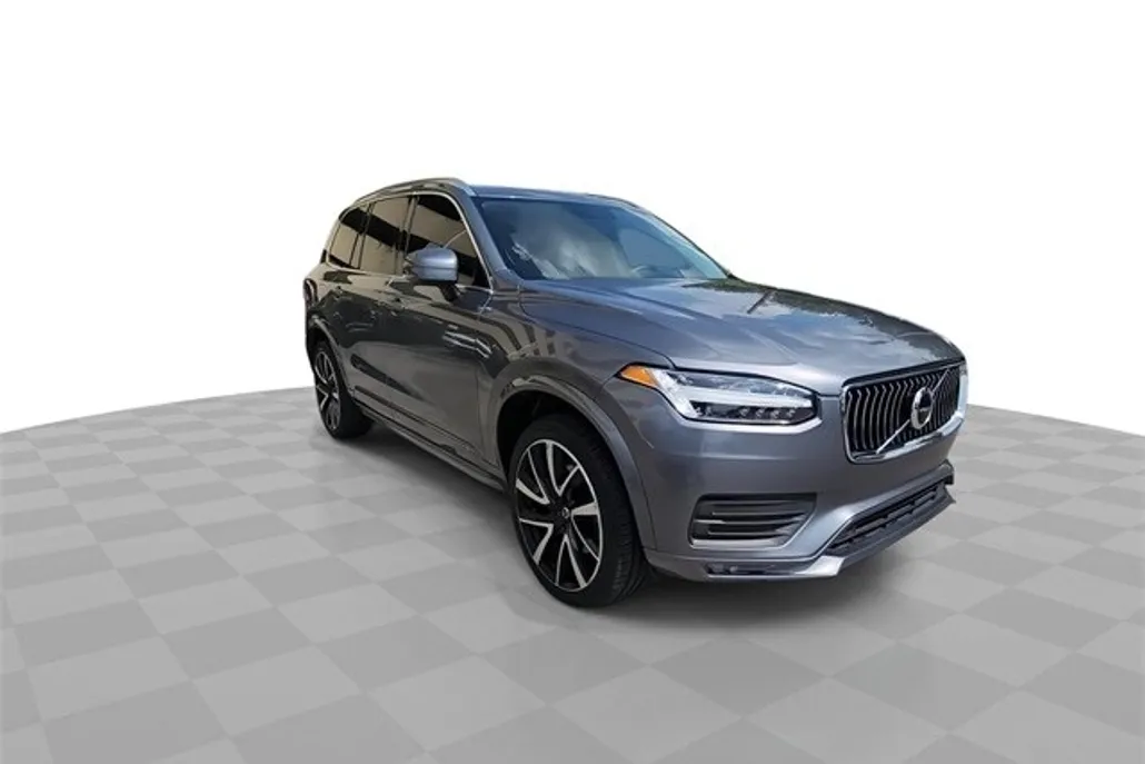 2020 Volvo XC90 T6 Momentum photo 1