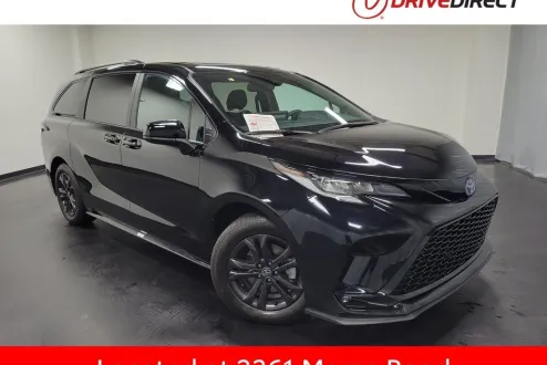 2025 Toyota Sienna XSE photo 1
