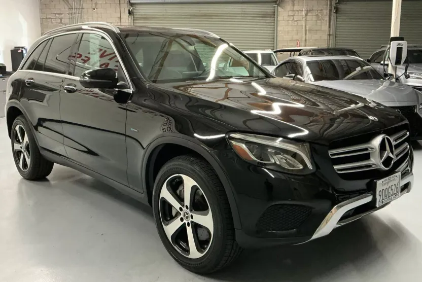 2019 Mercedes Benz GLC 350e 4MATIC photo 1