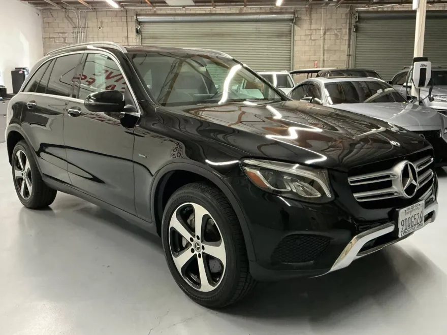2019 Mercedes Benz GLC 350e 4MATIC photo 1