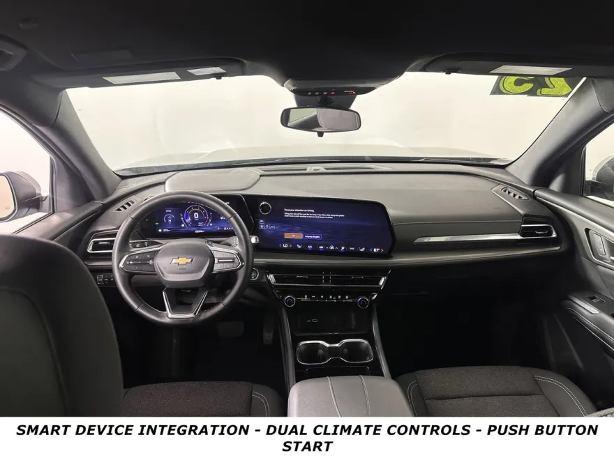 2025 Chevrolet Traverse 1LT photo 1