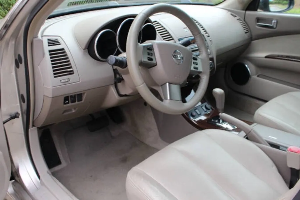 2006 Nissan Altima 3.5 SE photo 1