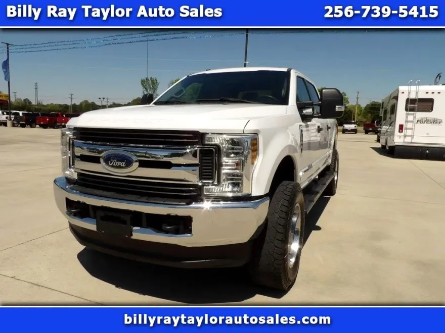2019 Ford F-250 XLT photo 1