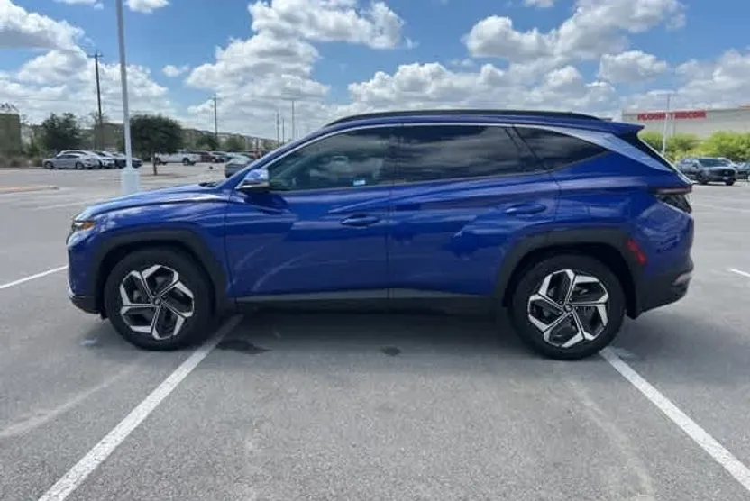 2022 Hyundai Tucson Limited photo 1